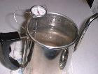 茶漉しで入れる珈琲 90℃前後になるまで待つ 茶漉しで入れる珈琲 90℃前後になるまで待つ